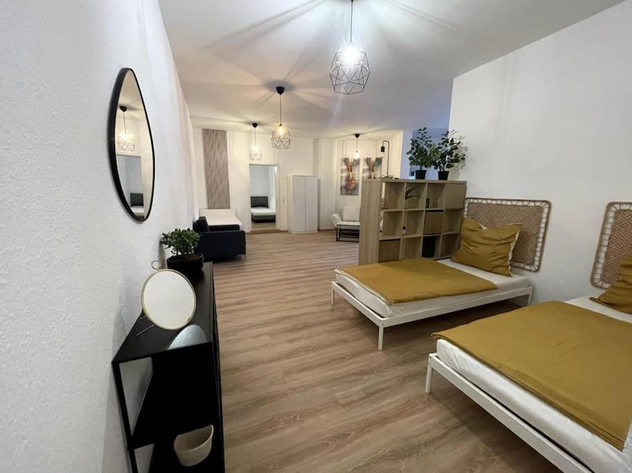 150Qm - 5 Rooms - Free Parking - Mallibase Apartments Hannover Luaran gambar