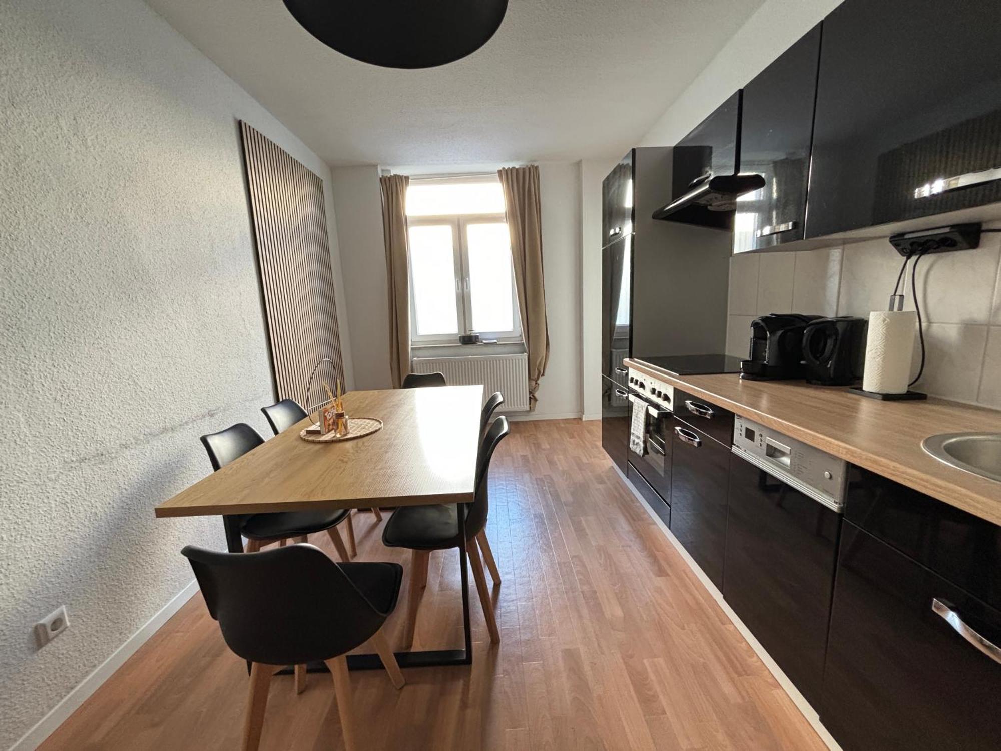 150Qm - 5 Rooms - Free Parking - Mallibase Apartments Hannover Luaran gambar